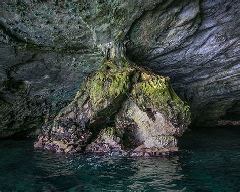 La Grotta del Drago: un gioiello nascosto nella montagna e un'esperienza indimenticabile!