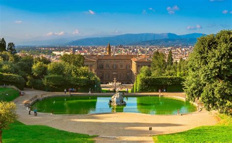 I Giardini di Boboli: Un Richiamo Alla Grandezza Medici e Una Fuga Romantica nel Cuore di Firenze!