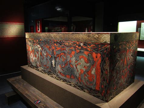 Il Mausoleo di Mawangdui: Un tesoro nascosto nella storia di Xianning!