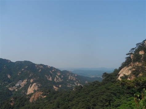 Qiantangshan Mountain Park: Maestoso Richiamo Del Passato E Panorami Stupefacenti!