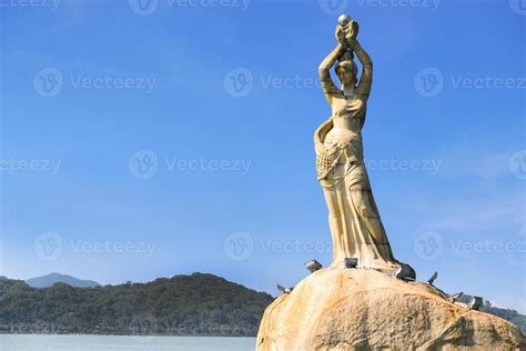 Zhuhai Fisher Girl Statue: Un simbolo di Zhuhai e una meta romantica per gli innamorati!